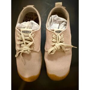 NWOB Keen Mosey Derby Canvas Womens Oxford Size 8.5